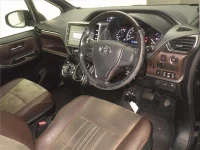 Цена авто Toyota Esquire с аукционов Японии, номер кузова ZRR80G, пробег 101 000, оценка 8