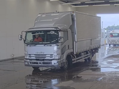 ISUZU FORWARD
