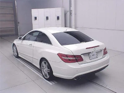 MERCEDES BENZ E CLASS