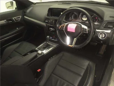 MERCEDES BENZ E CLASS