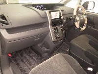 Цена авто Toyota Noah с аукционов Японии, номер кузова ZRR70G, пробег 145 000, оценка 2