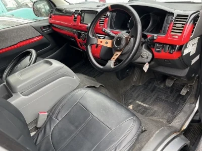 TOYOTA REGIUS ACE VAN