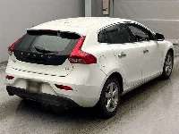 Цена авто Volvo V40 с аукционов Японии, номер кузова MB4164T, пробег 108 000, оценка 8