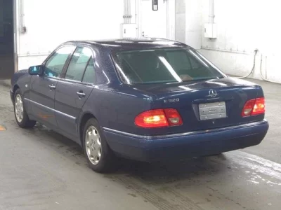 MERCEDES BENZ E CLASS