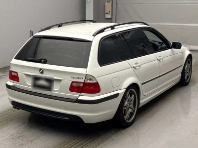 BMW 3 SERIES