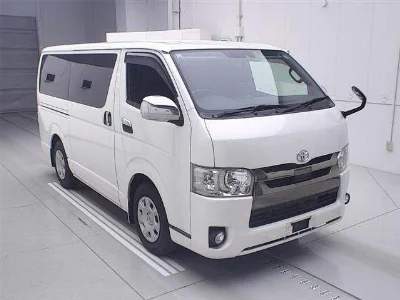 TOYOTA REGIUS ACE VAN