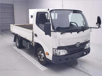 TOYOTA DYNA