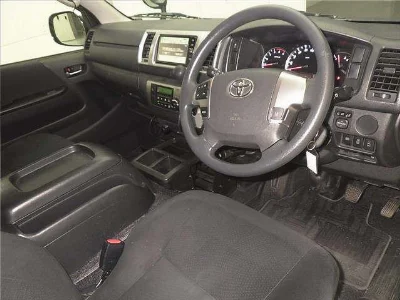 TOYOTA REGIUS ACE VAN