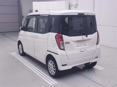 MITSUBISHI EK SPACE