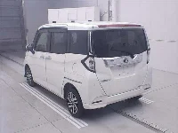 Цена авто Toyota Roomy с аукционов Японии, номер кузова M900A, пробег 20 000, оценка 6