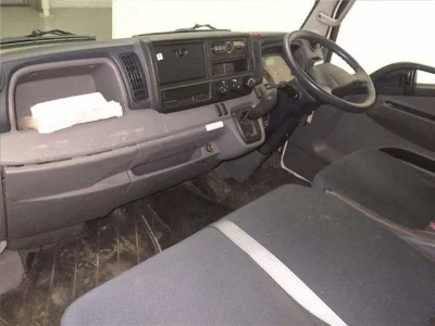 MITSUBISHI CANTER