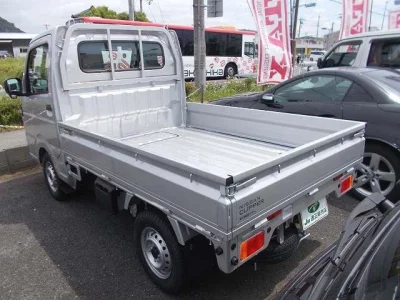 NISSAN CLIPPER TRUCK
