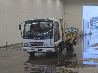ISUZU FORWARD