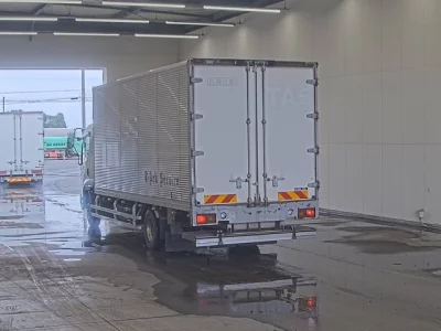 ISUZU FORWARD