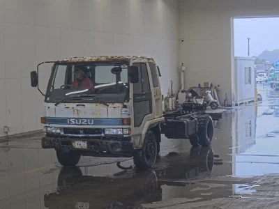 ISUZU FORWARD