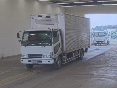 MITSUBISHI FUSO FIGHTER