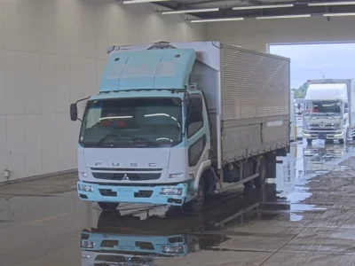MITSUBISHI FUSO FIGHTER
