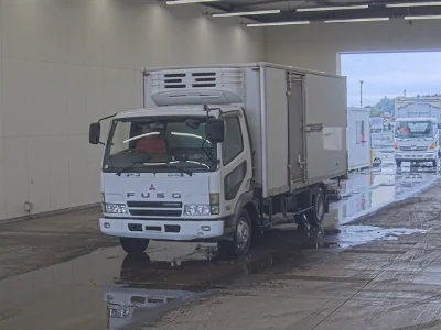 MITSUBISHI FUSO FIGHTER