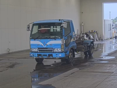 MITSUBISHI FUSO FIGHTER