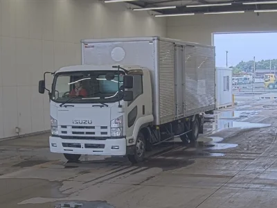 ISUZU FORWARD