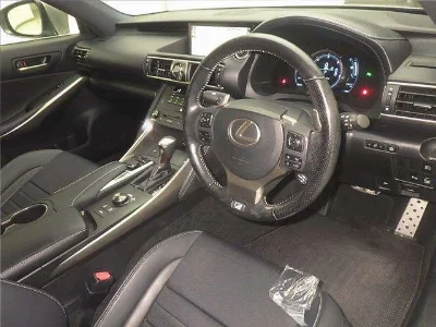 LEXUS IS
