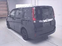 Цена авто Toyota Noah с аукционов Японии, номер кузова ZRR85G, пробег 146 000, оценка 2