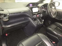 Цена авто Toyota Noah с аукционов Японии, номер кузова ZRR85G, пробег 146 000, оценка 2