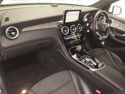 MERCEDES BENZ GLC