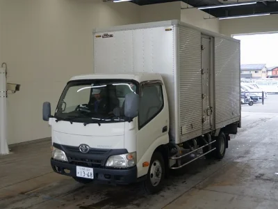 TOYOTA DYNA