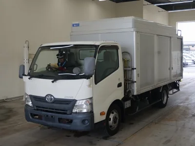 TOYOTA DYNA