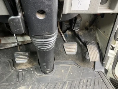 MITSUBISHI CANTER