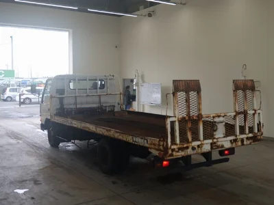 MITSUBISHI CANTER
