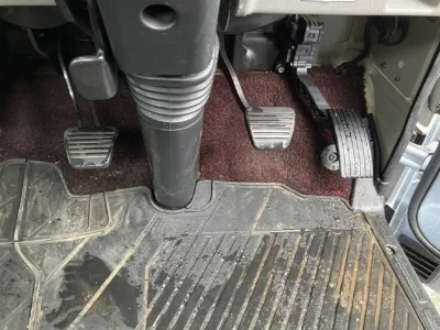 MITSUBISHI CANTER