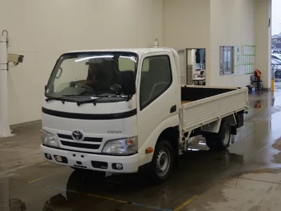 TOYOTA DYNA