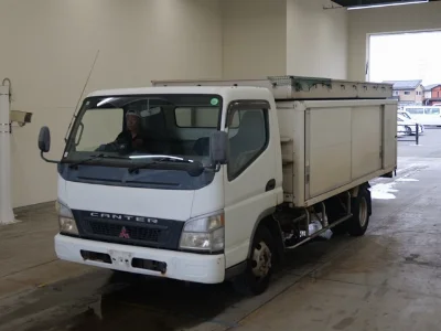 MITSUBISHI CANTER