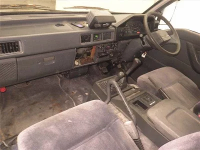 MITSUBISHI DELICA WAGON