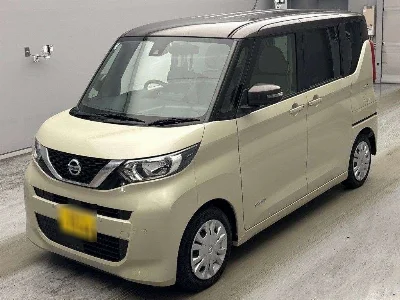 NISSAN ROOX