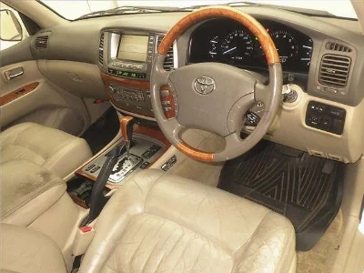 TOYOTA LAND CRUISER