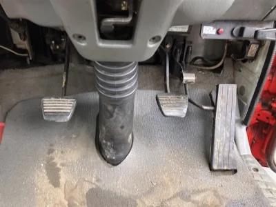 MITSUBISHI CANTER