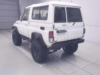 TOYOTA LAND CRUISER