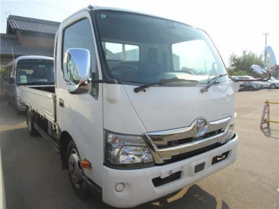 TOYOTA DYNA