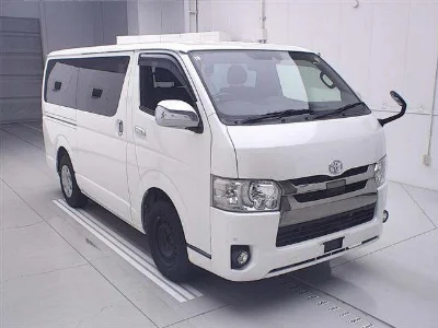 TOYOTA REGIUS ACE VAN