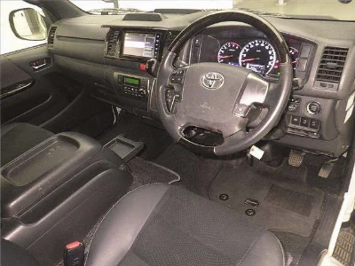 TOYOTA REGIUS ACE VAN