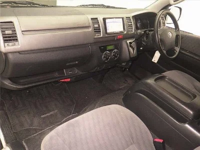 TOYOTA REGIUS ACE VAN