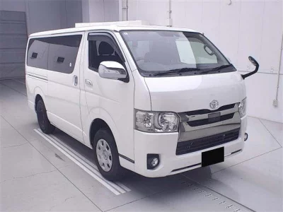 TOYOTA REGIUS ACE VAN