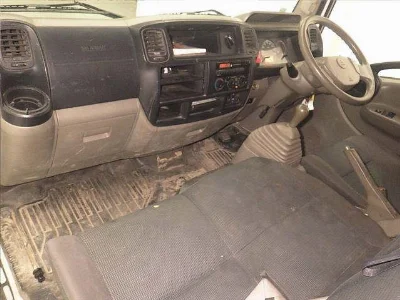 MITSUBISHI CANTER