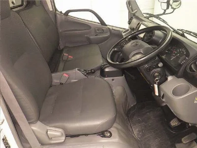 TOYOTA DYNA
