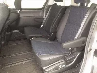 Цена авто Toyota Voxy с аукционов Японии, номер кузова ZRR80G, пробег 66 000, оценка 2