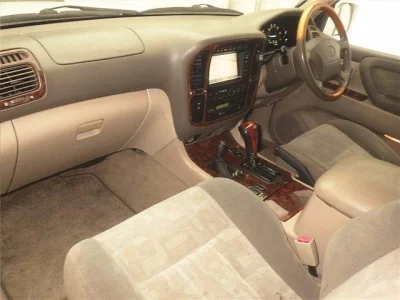 TOYOTA LAND CRUISER
