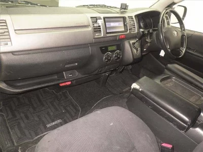 TOYOTA REGIUS ACE VAN